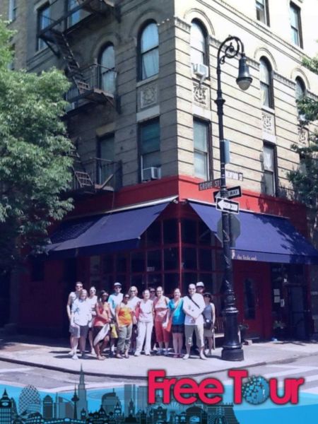 Friends-Apartment-Building-in-Greenwich-Village Friends-Apartment-Building-in-Greenwich-Village
