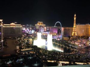 Las Vegas Skyline at Night 300x225 - Cosas para hacer de noche en Las Vegas