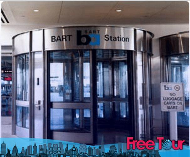 SFO BART entrance - Cómo llegar desde el aeropuerto de San Francisco al centro de la ciudad