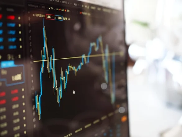 A Visitors' Guide to a Wall Street Institution: La Bolsa de Valores