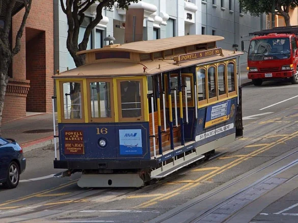 Cómo viajar en el tranvía histórico de San Francisco