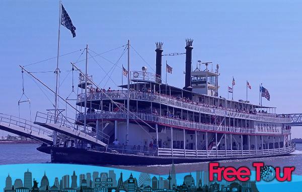 Steamboat-Natchez-Historical-Cruise