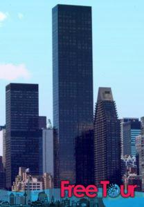 edificios donald trump en la ciudad de nueva york 5 208x300 - Edificios Donald Trump en la ciudad de Nueva York