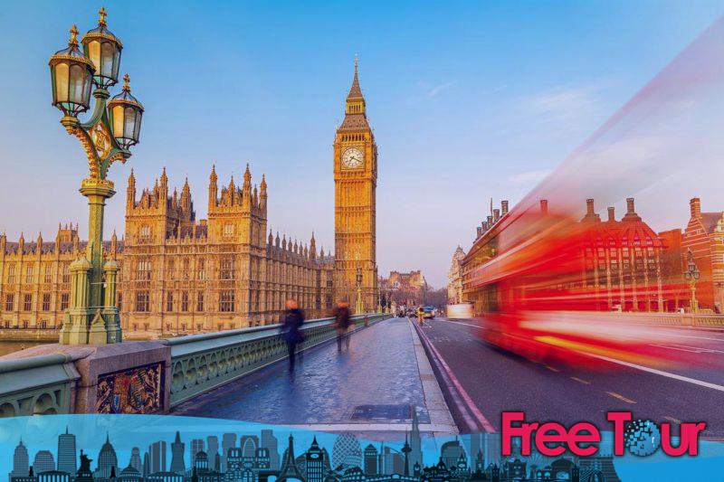 El dinero es importante para los visitantes de Londres El dinero es importante para los visitantes de Londres