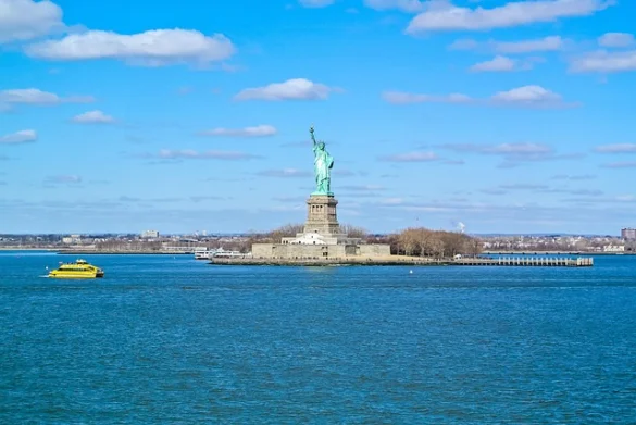 El ferry a la Estatua de la Libertad y Ellis Island