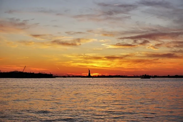 Excursiones a la Estatua de la Libertad y Ellis Island