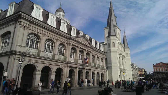 Guía de Turismo Destacado: El Kat de Nueva Orleans