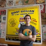 Hablando de pizza neoyorquina con Scott Wiener Hablando de pizza neoyorquina con Scott Wiener