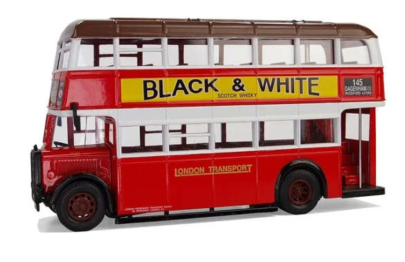 Los mejores autobuses de Londres para subir y bajar y mucho más