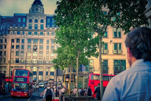 Los mejores autobuses de Londres para subir y bajar y mucho más