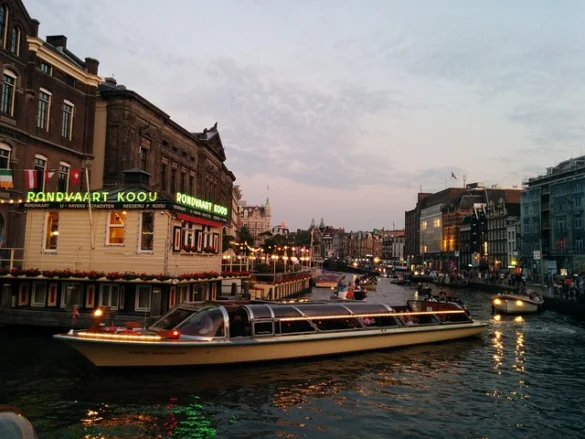 Qué hacer de noche en Amsterdam