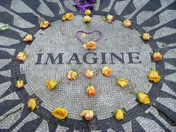 Strawberry Fields Central Park | John Lennon Memorial