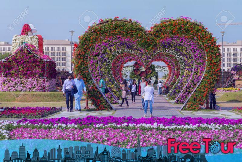 su-guia-del-jardin-milagroso-de-dubai flower-park