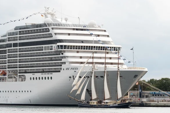 Top Oman Dubai Cruises
