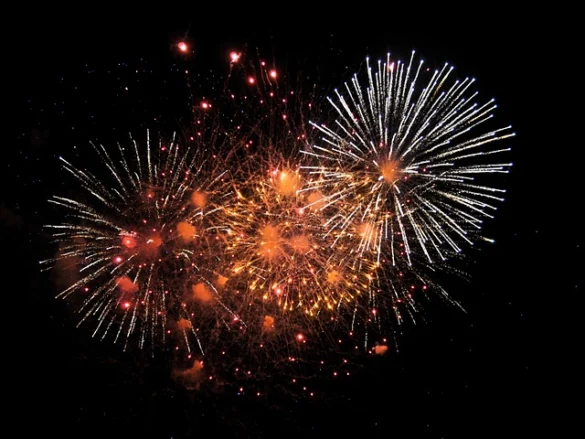 Ver el espectáculo de fuegos artificiales de Nochevieja en Londres