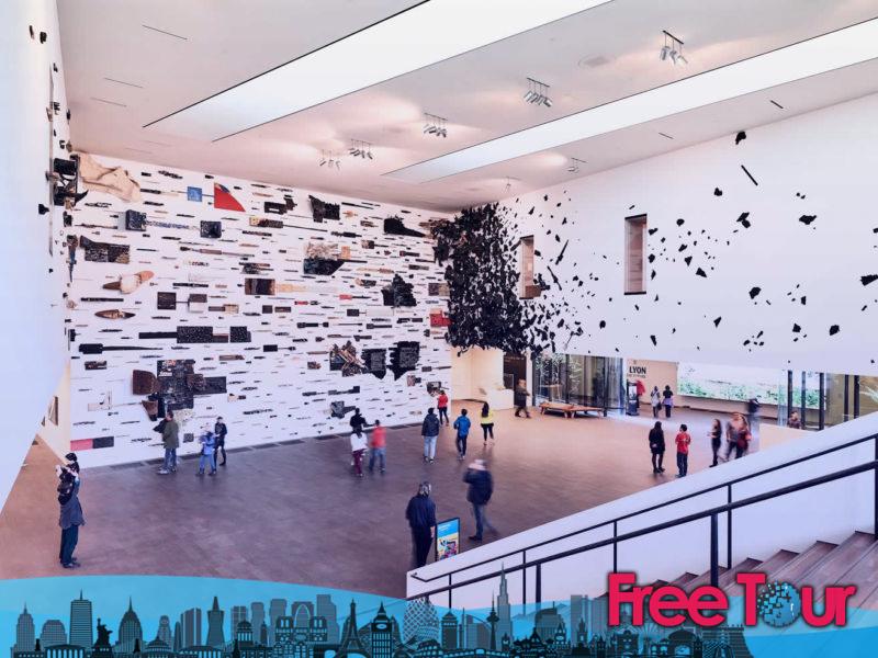 Visite el Museo de Young Visite el Museo de Young