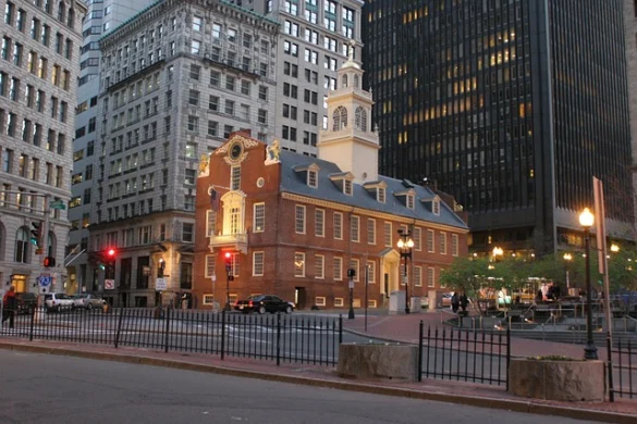 Visite la Casa del Estado de Massachusetts